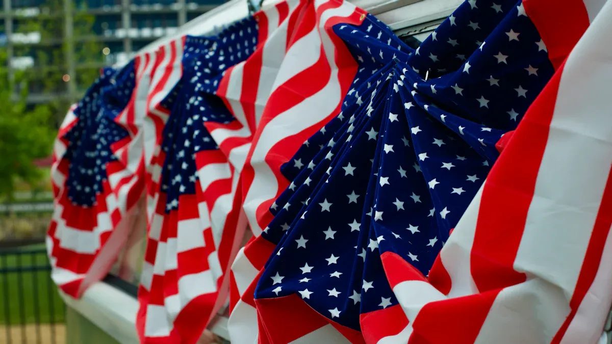 What Are Feather Flags?